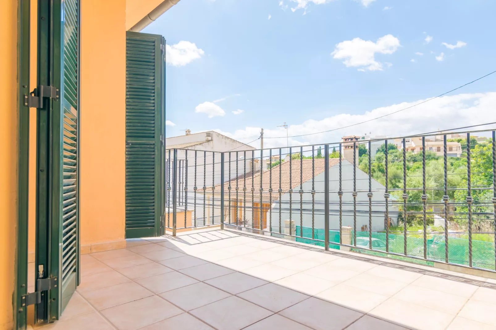 Goixa-Exterior summer
