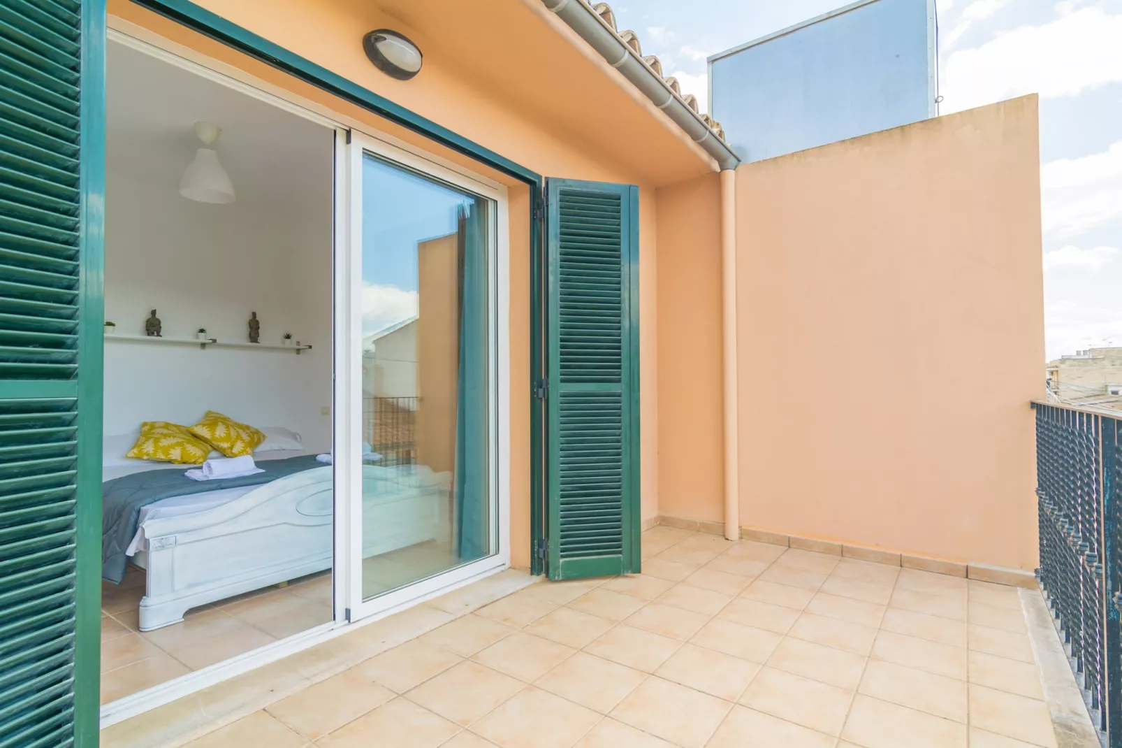 Goixa-Exterior summer
