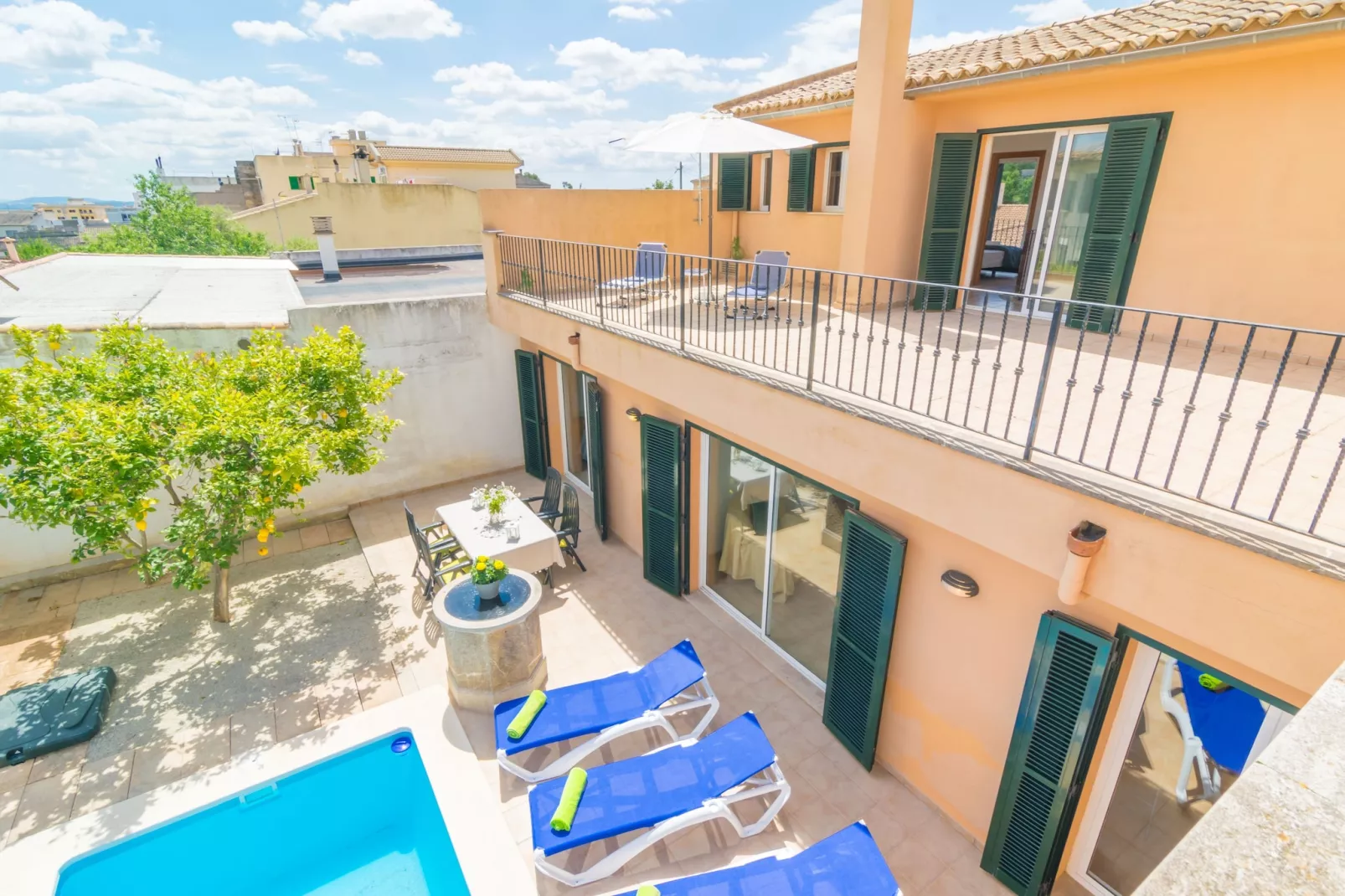 Goixa-Exterior summer