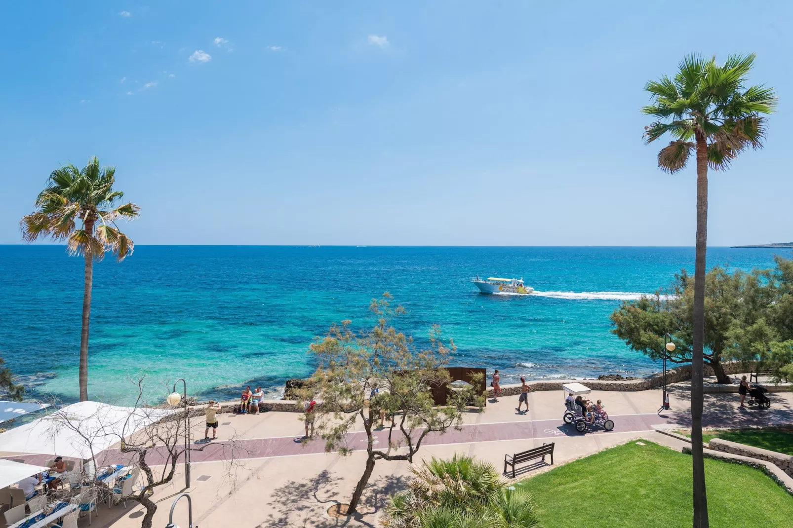 Talaiot Cala Millor-Exterior summer