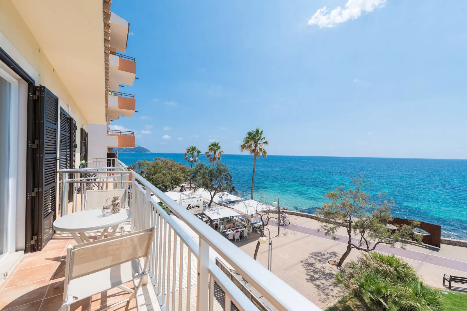 Talaiot Cala Millor-Exterior summer