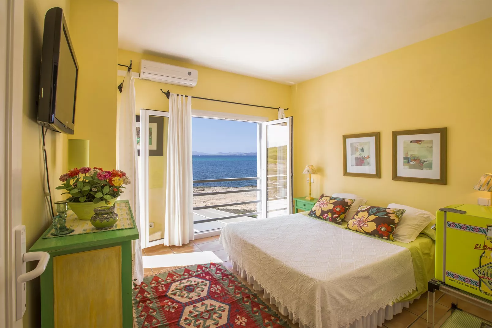 Es Mirador (solidago)-Exterior summer