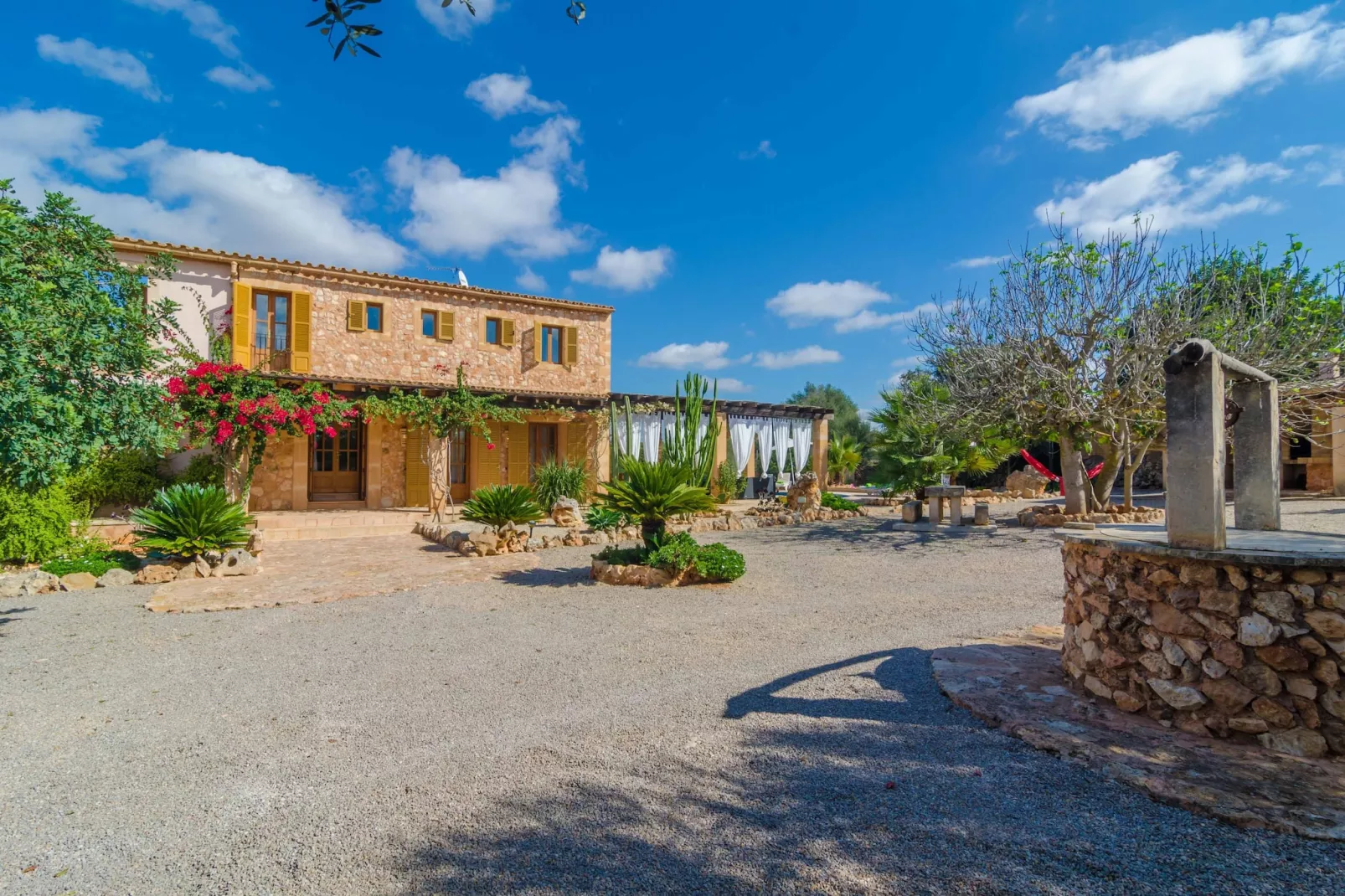 Ca Na Carme - Exterior in summer