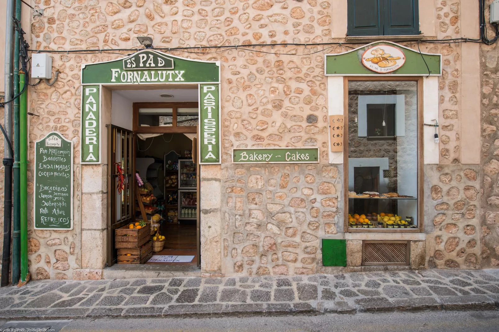 Ca'n Mayol (banyeta)-Exterior summer
