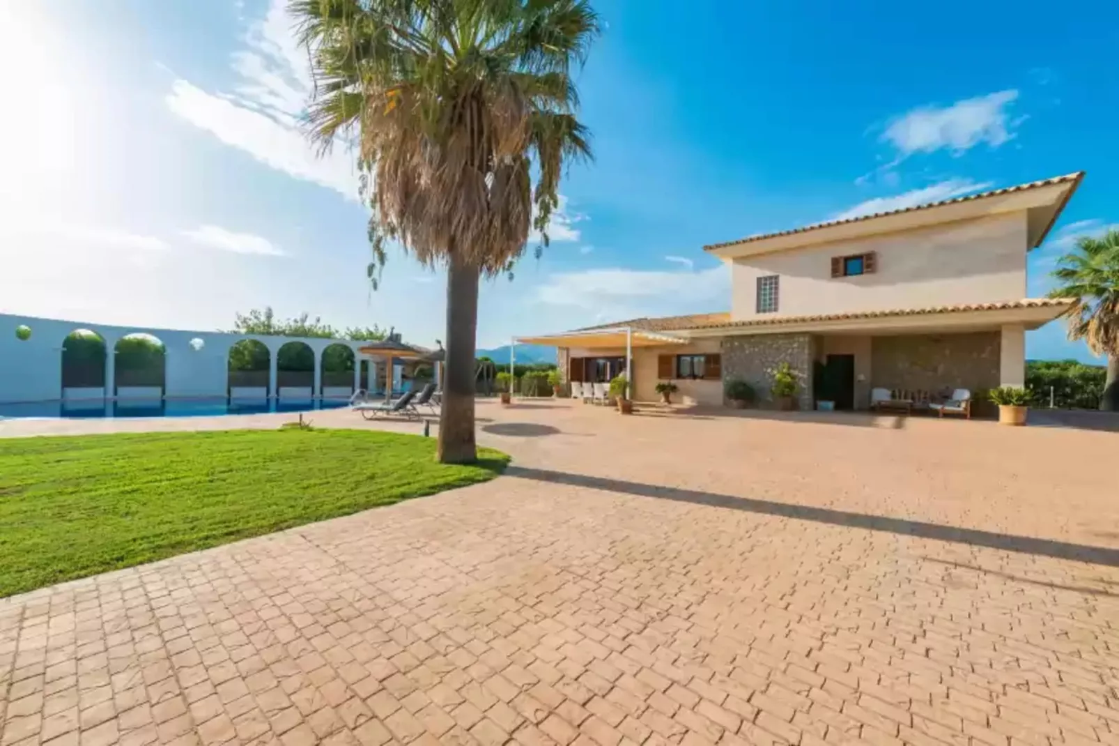 Eden Son Manyo 222-Exterior summer