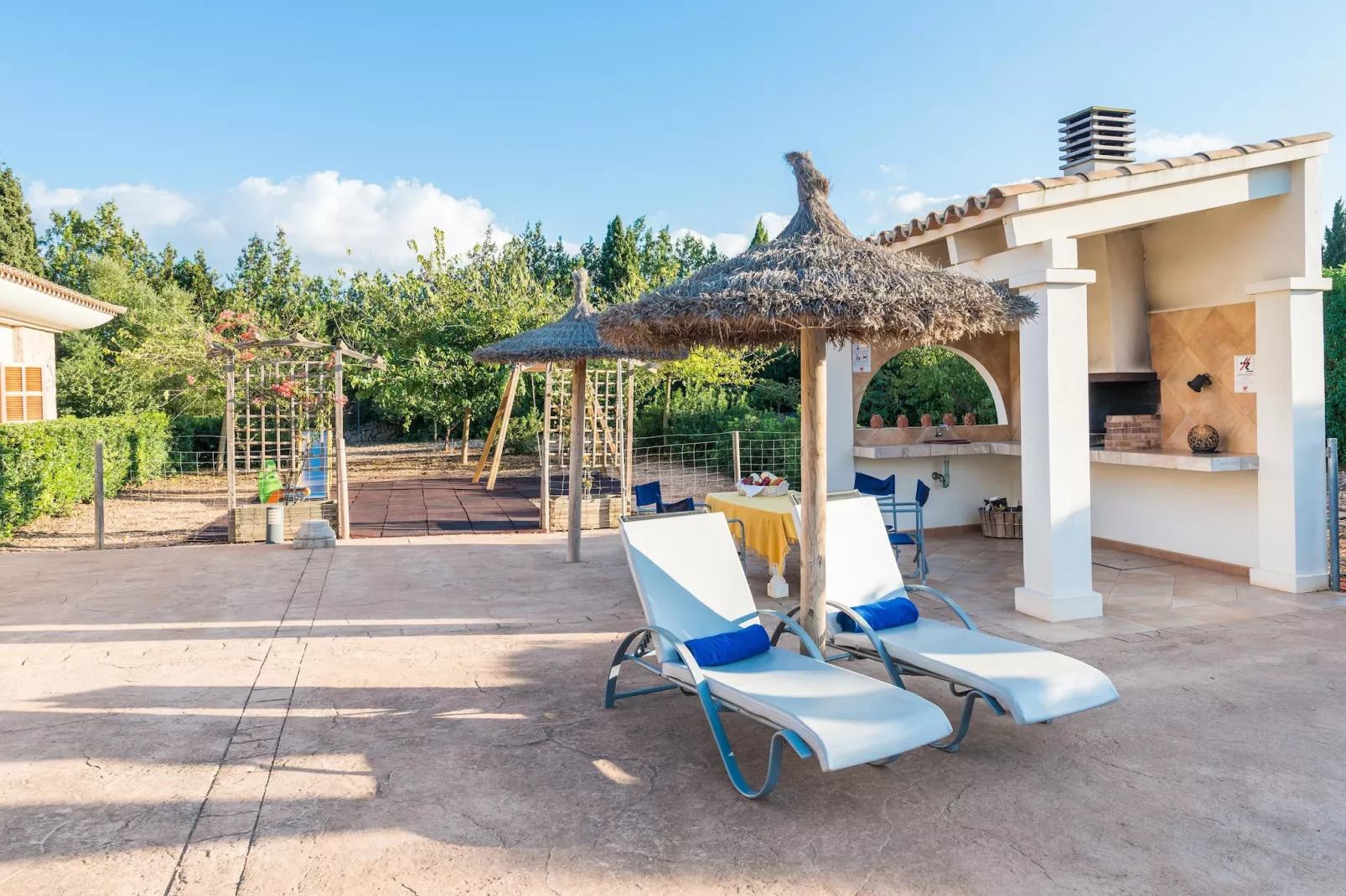 Eden Son Manyo 223-Exterior summer