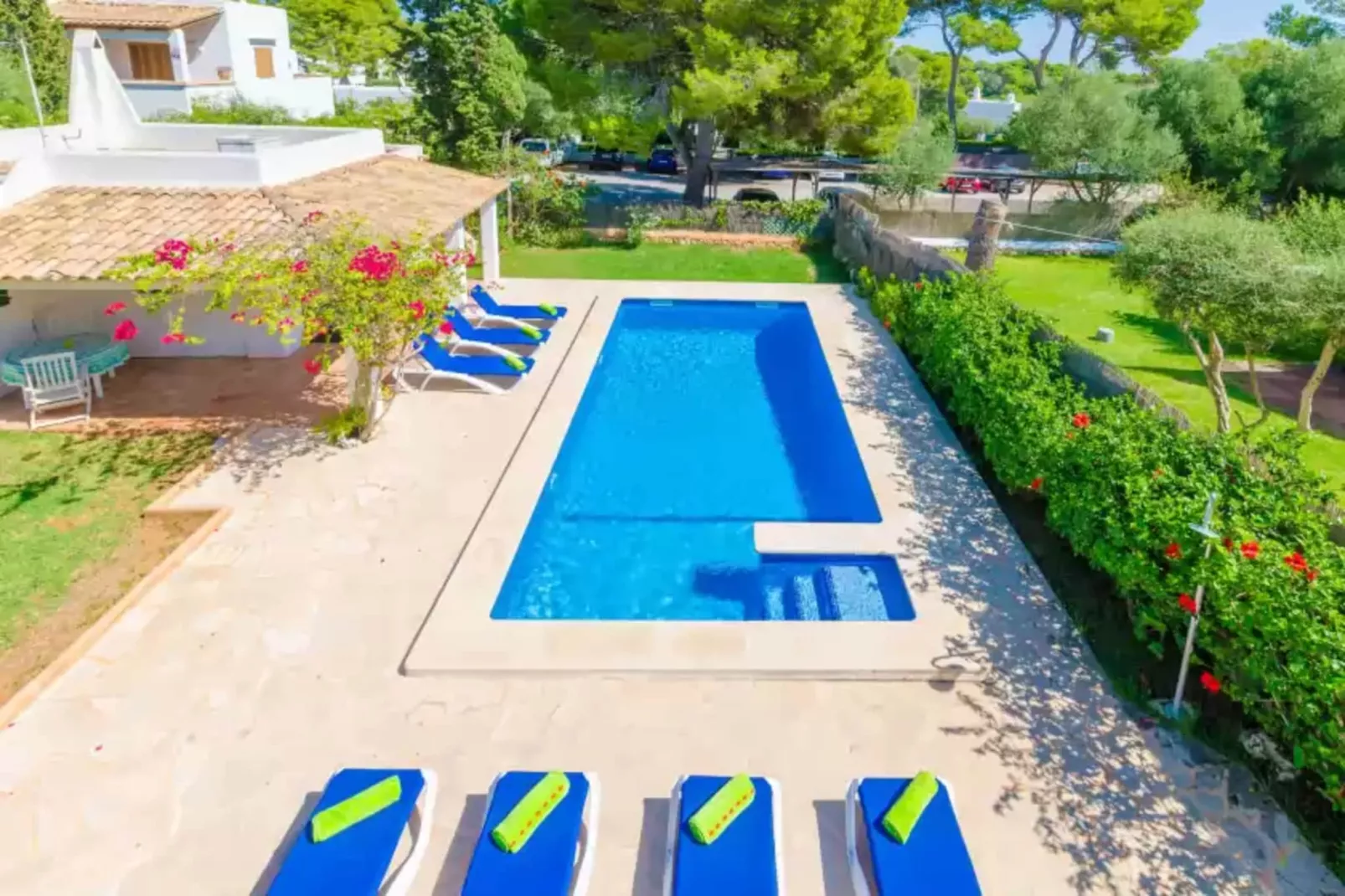 Ca N'estel-Pool