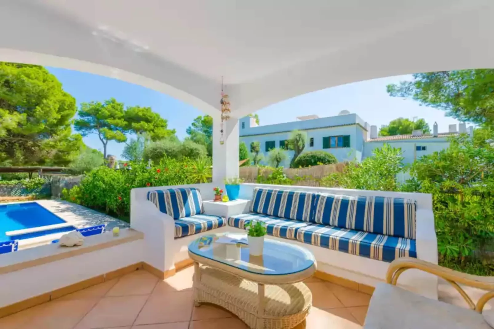 Ca N'estel-Terrace balcony