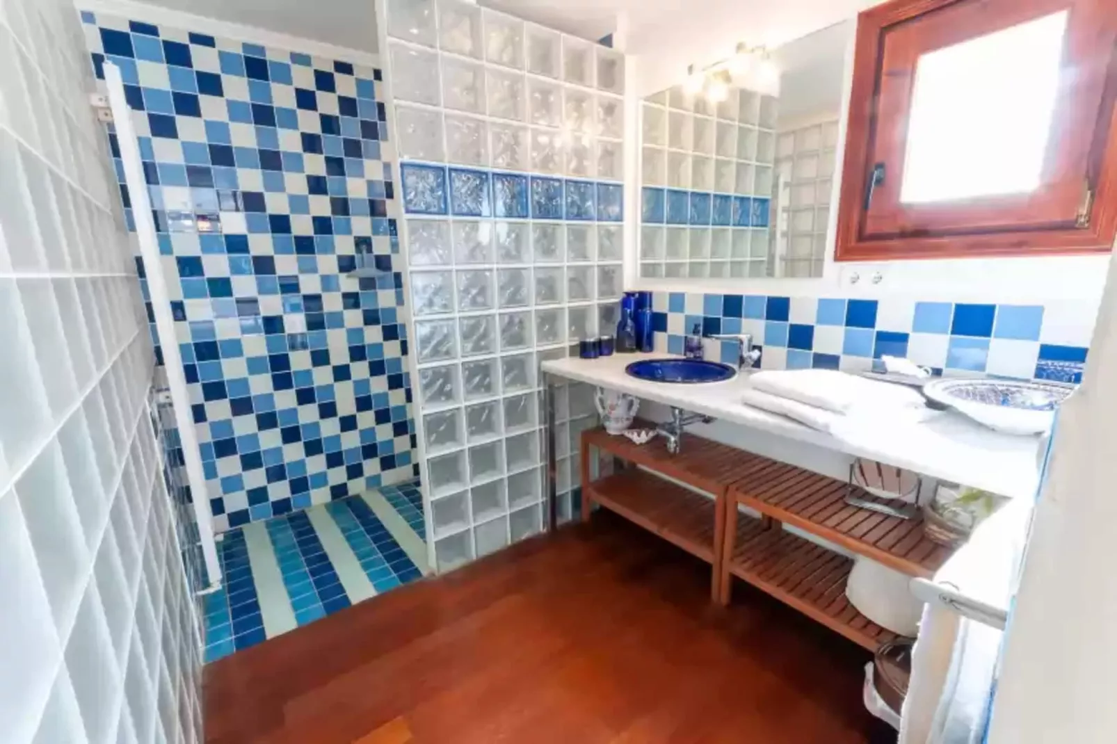 Tramuntana-Bathroom