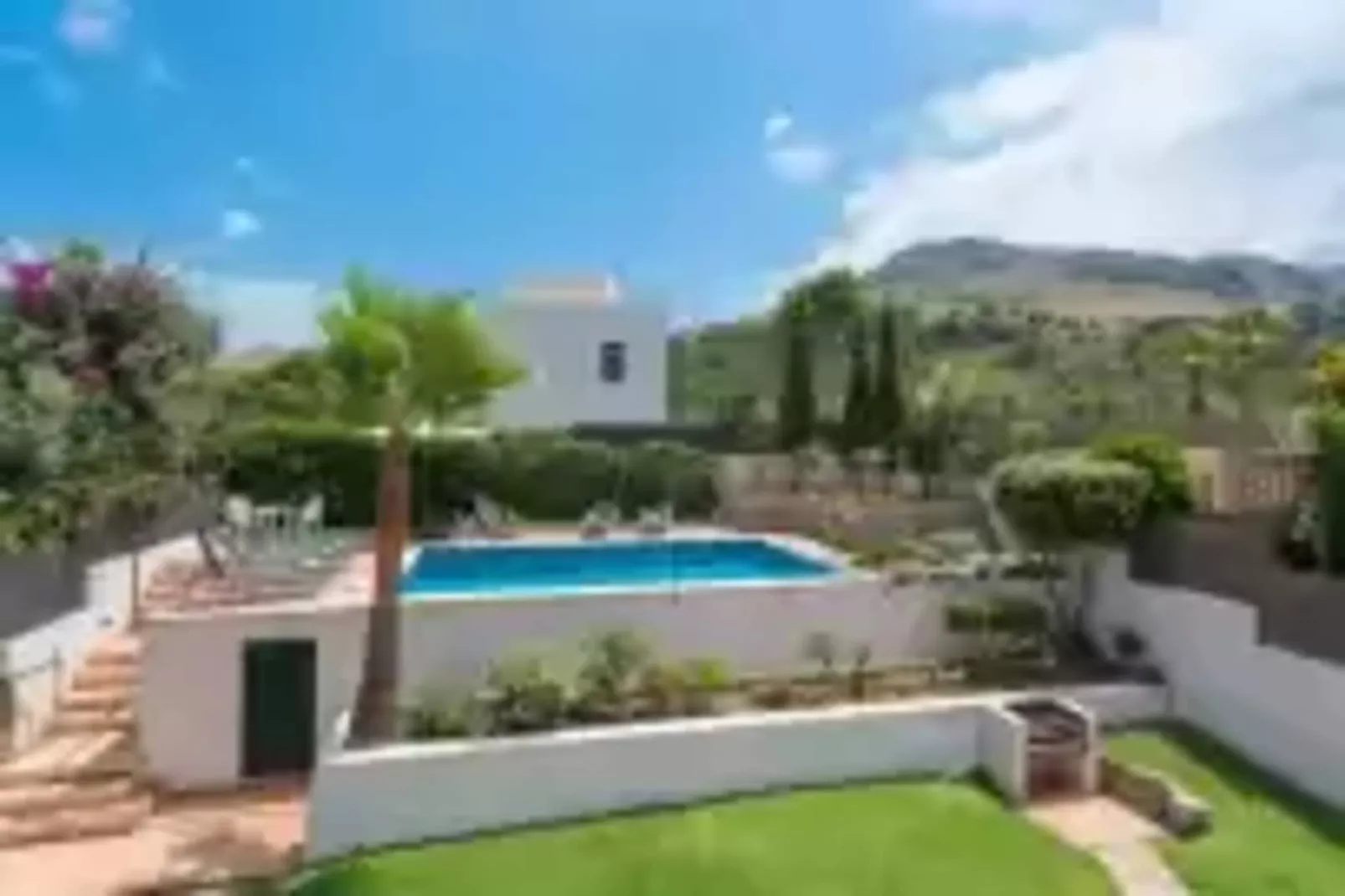 El Pinar-Exterior summer