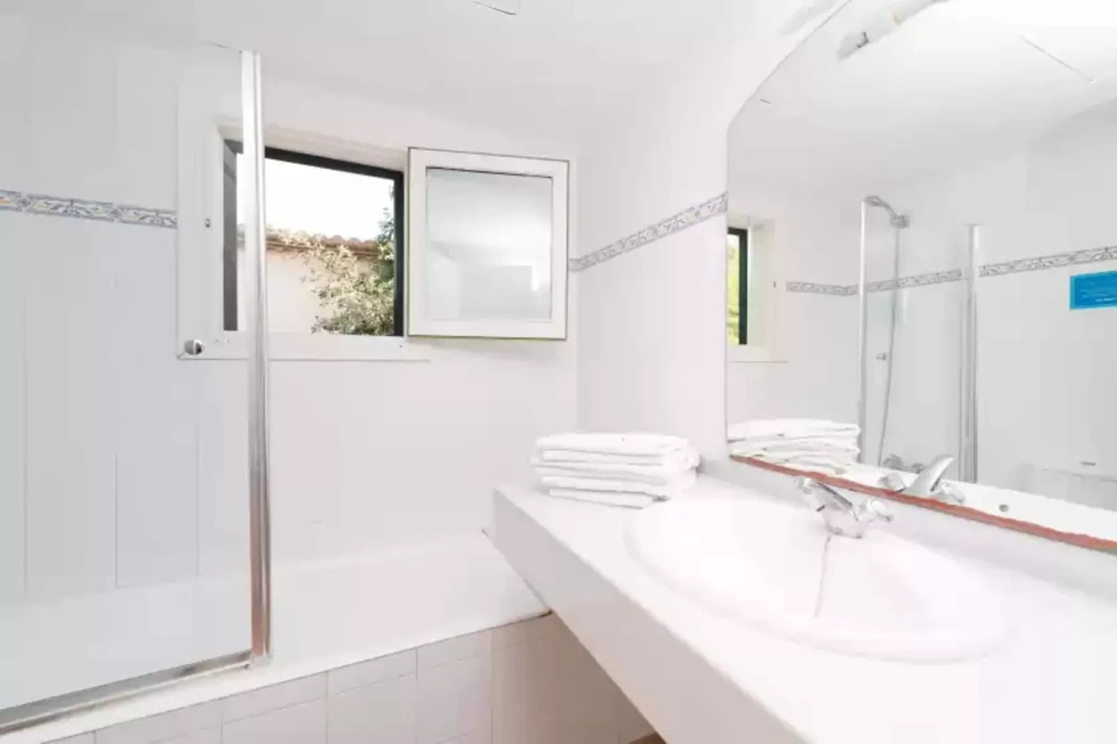 El Pinar-Bathroom