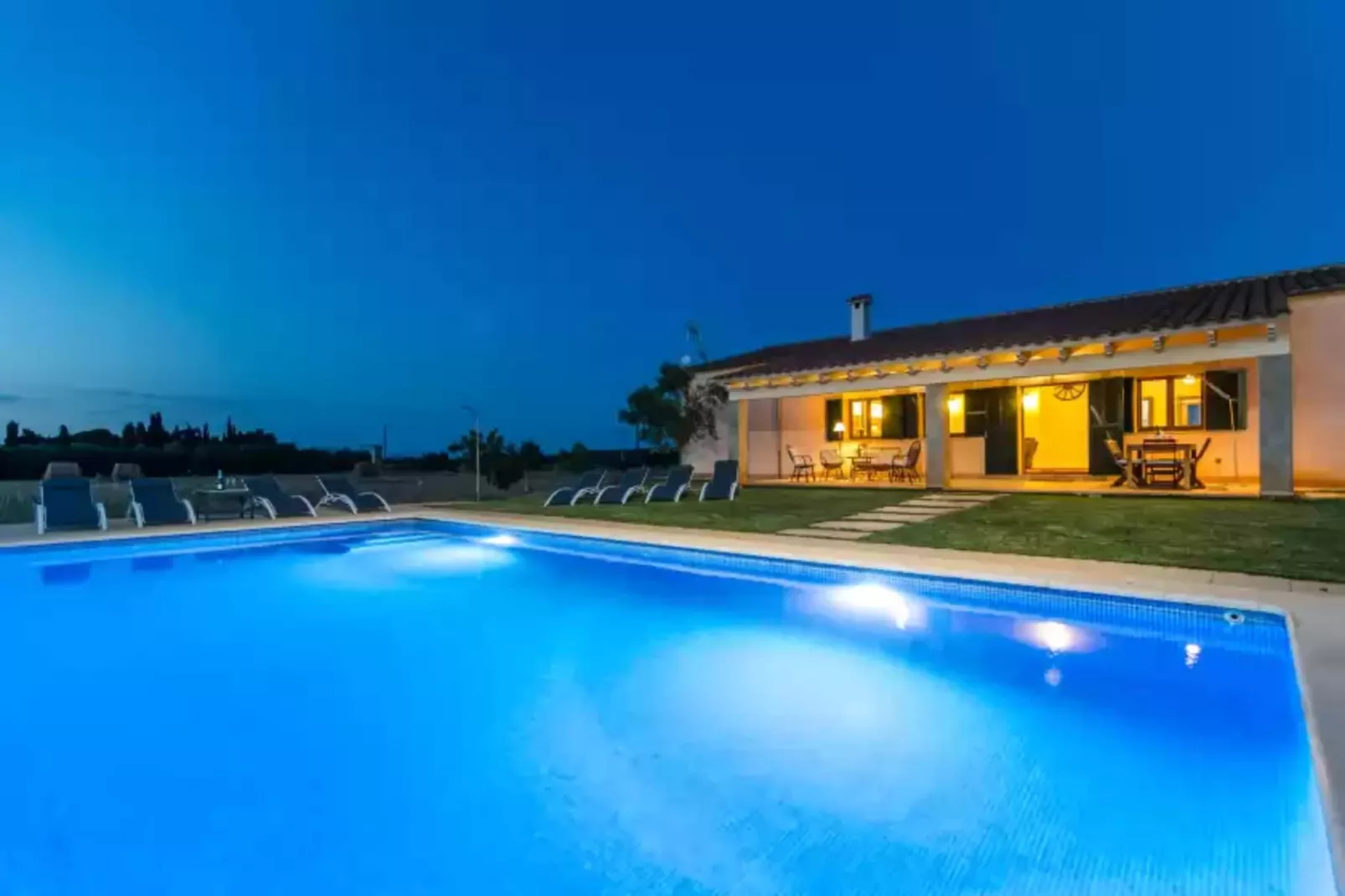 S'estacio-Pool