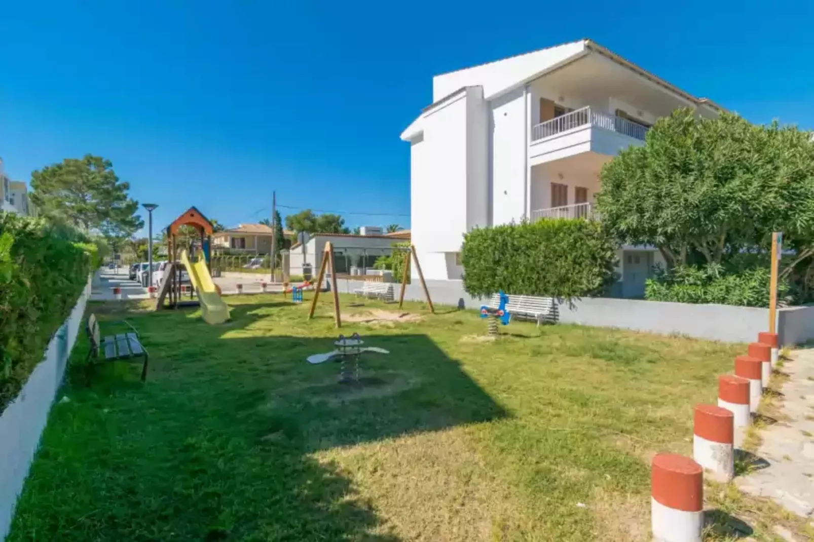 Riandgo-Exterior summer