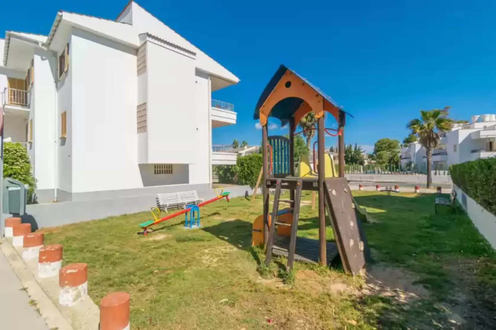 Riandgo-Exterior summer