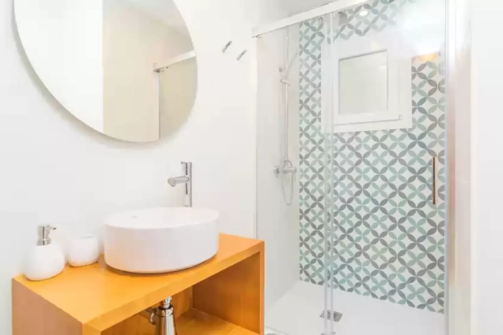 Riandgo-Bathroom