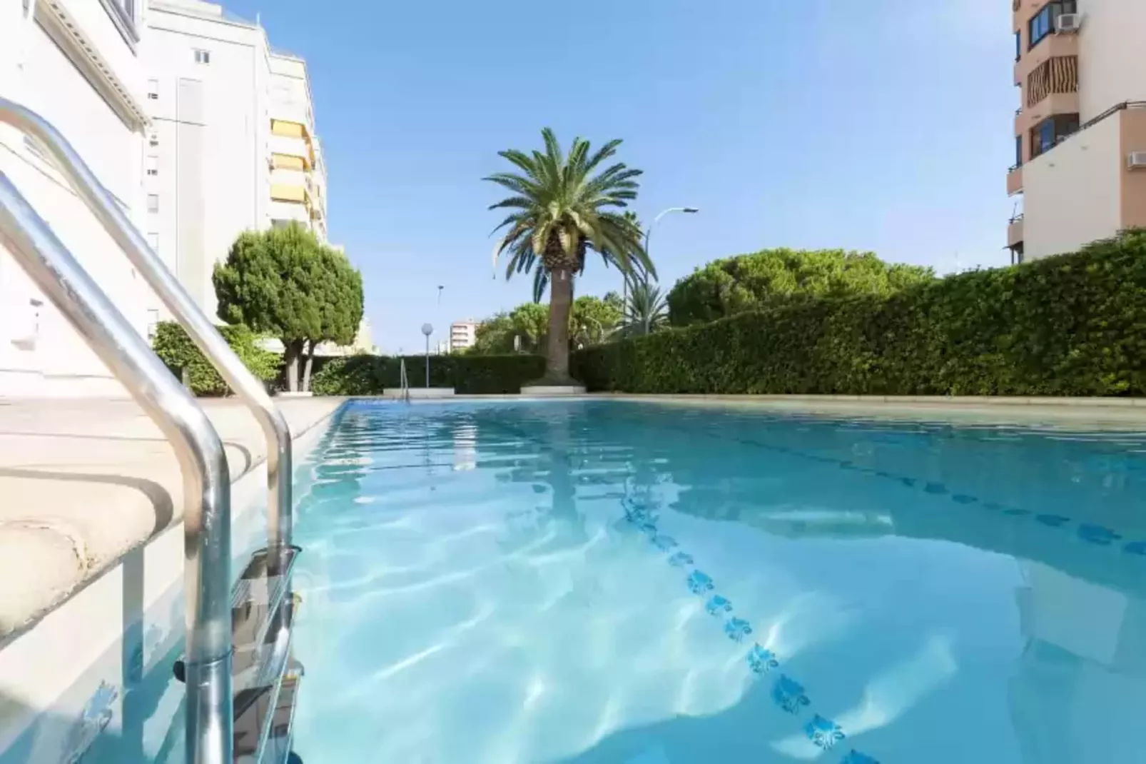 Acapulco Iv-Pool
