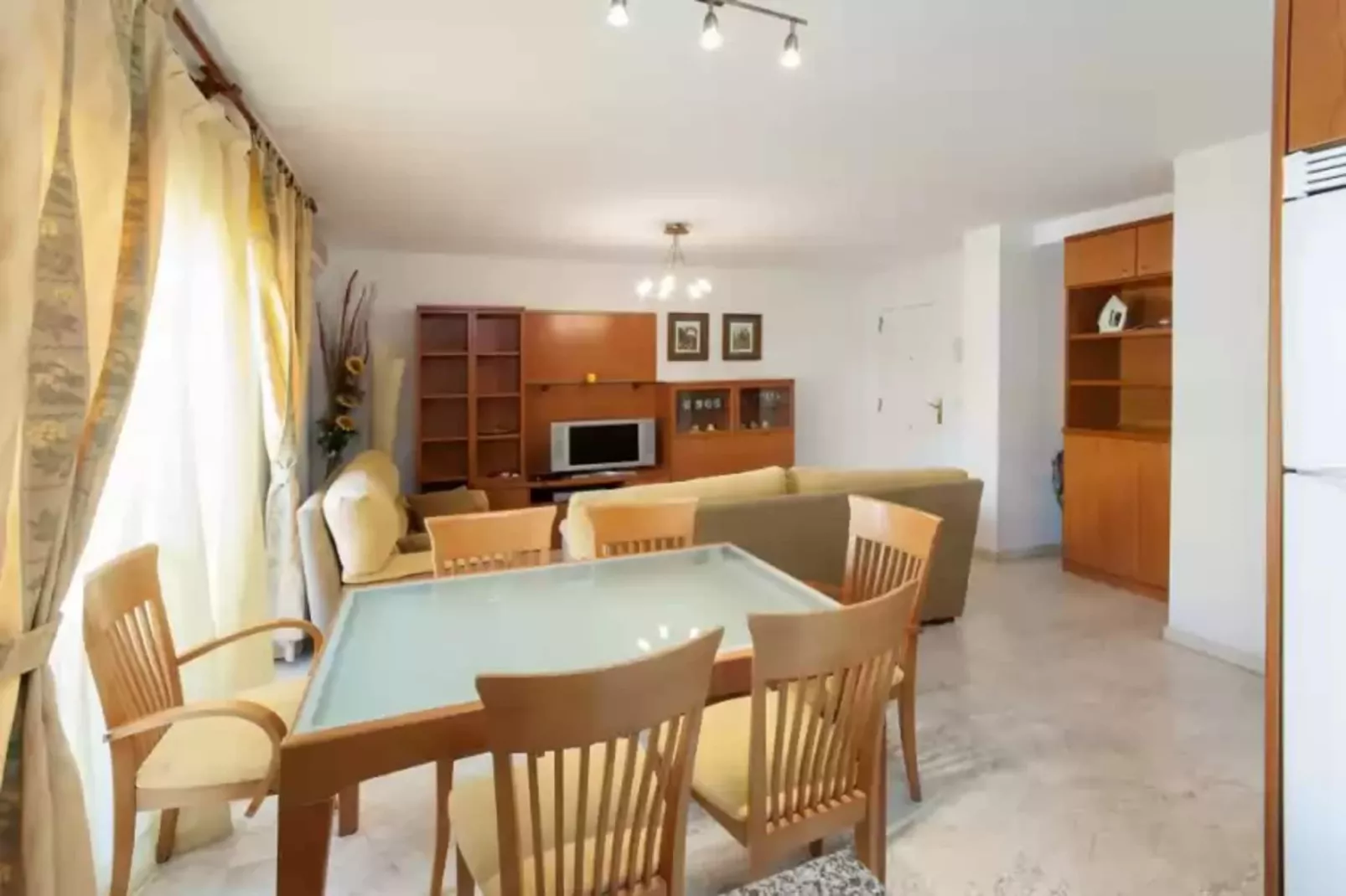 Cascades-Dining room