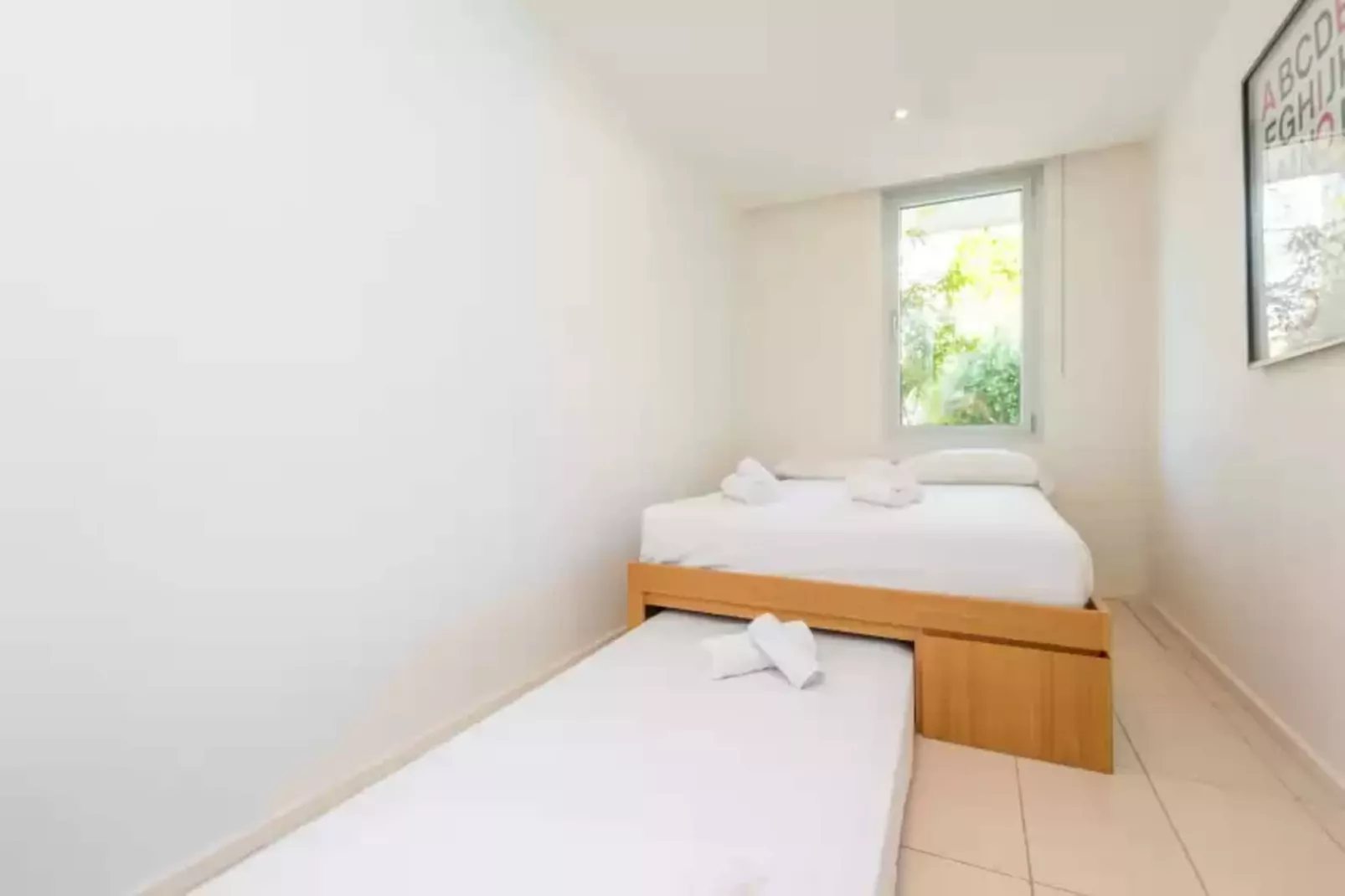 Tarida-Bedroom