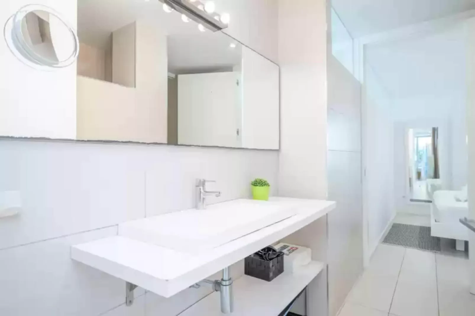 Tarida-Bathroom