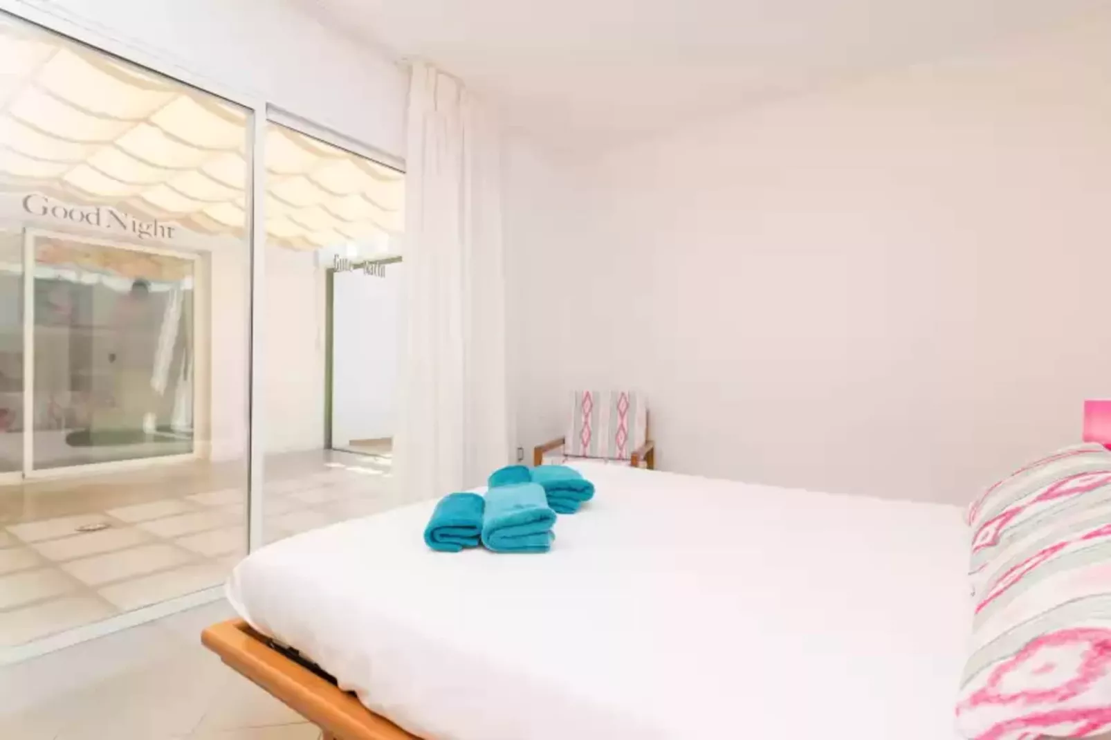 Can Roig (caldes)-Bedroom