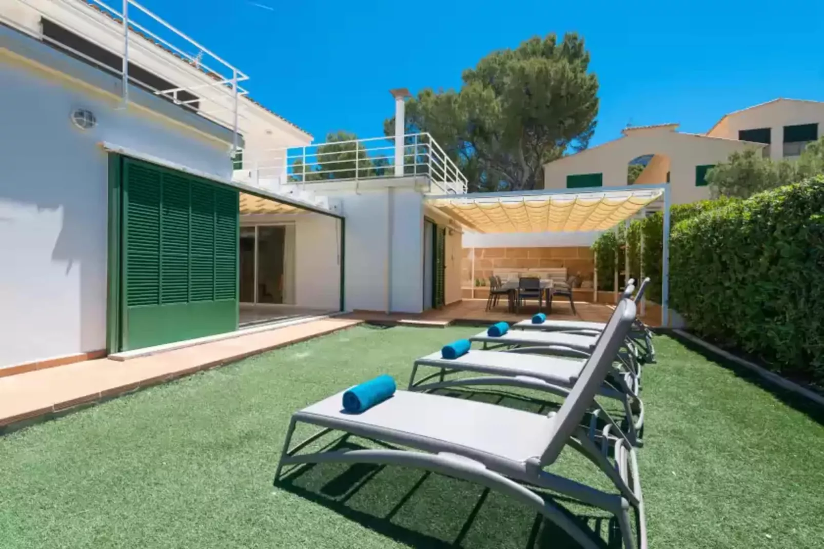 Can Roig (caldes)-Gardens summer
