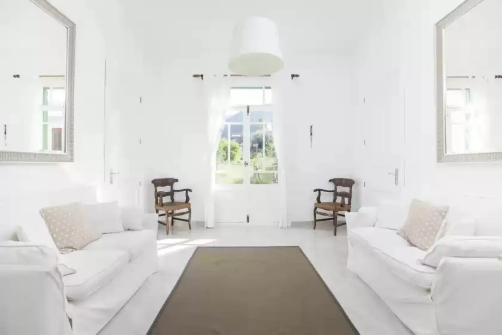 Tres Pins-Living room