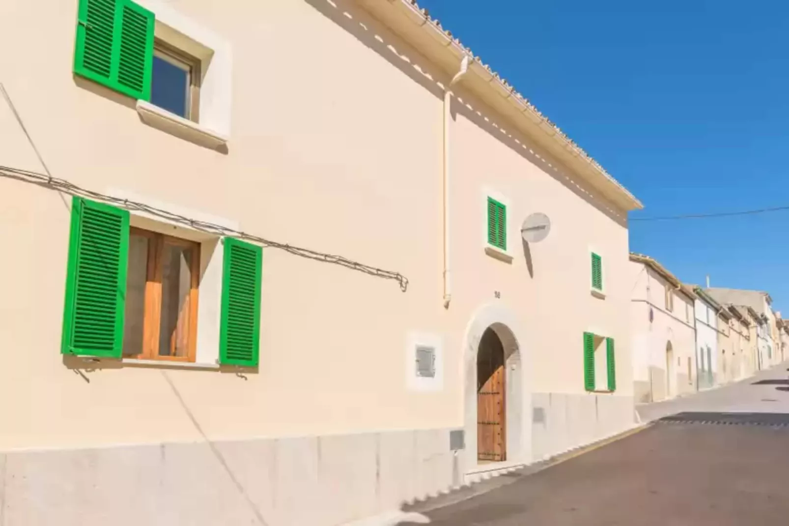 Pegaso-Exterior summer