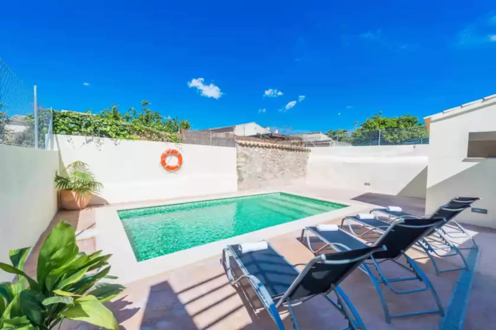 Pegaso-Pool