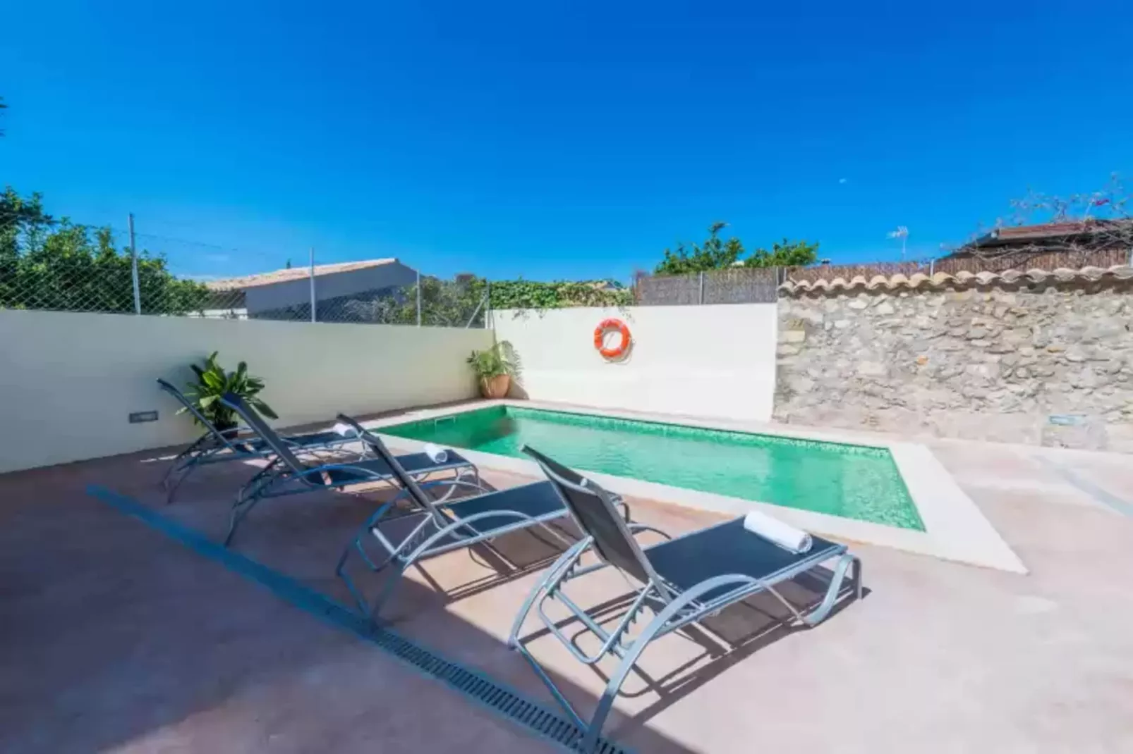 Pegaso-Pool