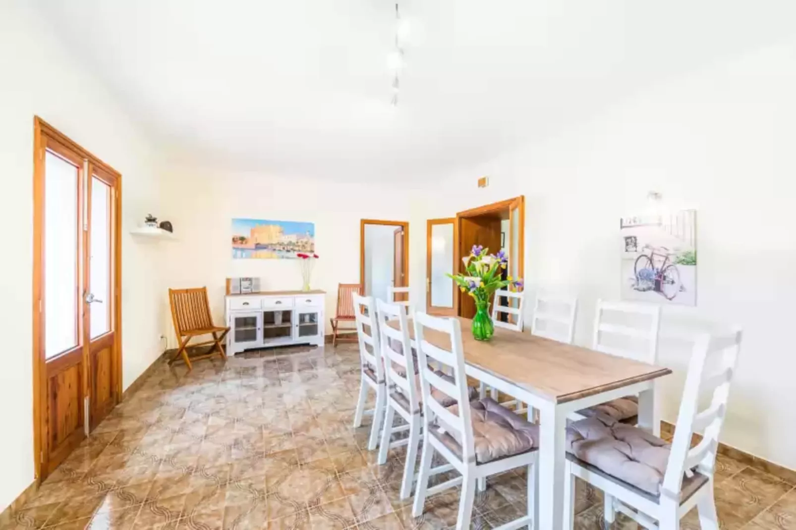 Pegaso-Dining room