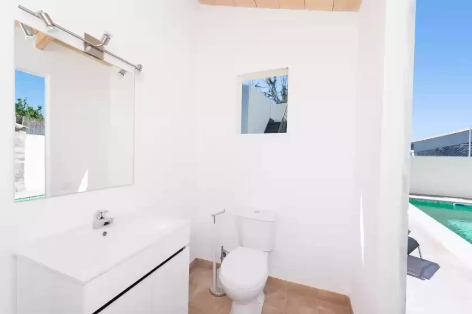 Pegaso-Bathroom