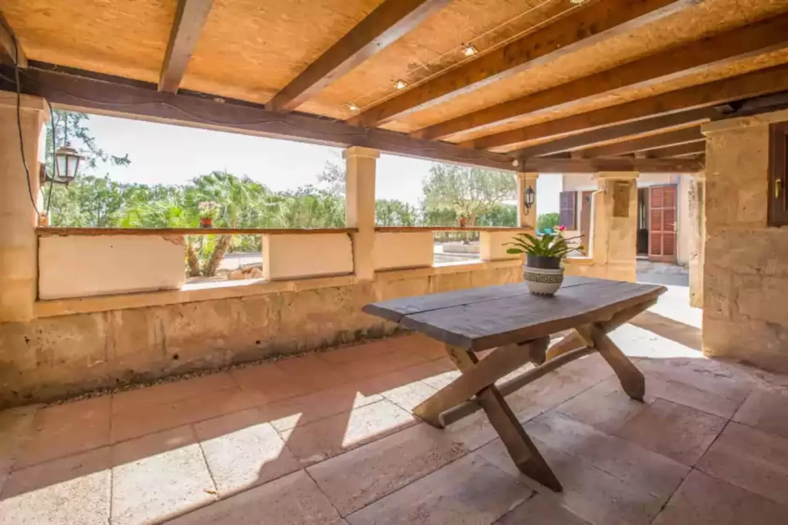 Shostalet-Terrace balcony