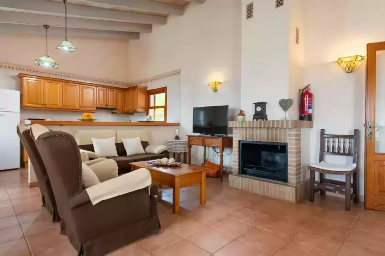 Son Rossinyol-Living room