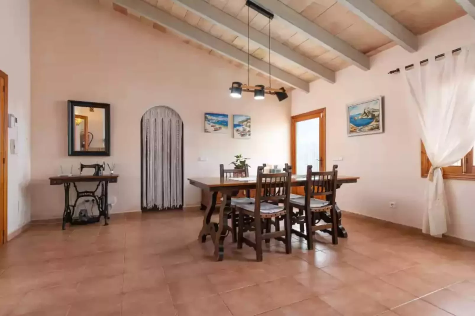 Son Rossinyol-Dining room