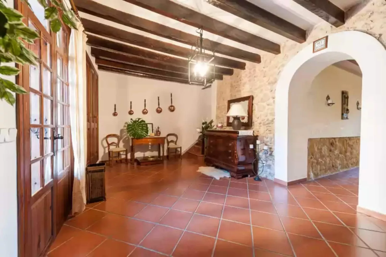 Es Raco-Living room