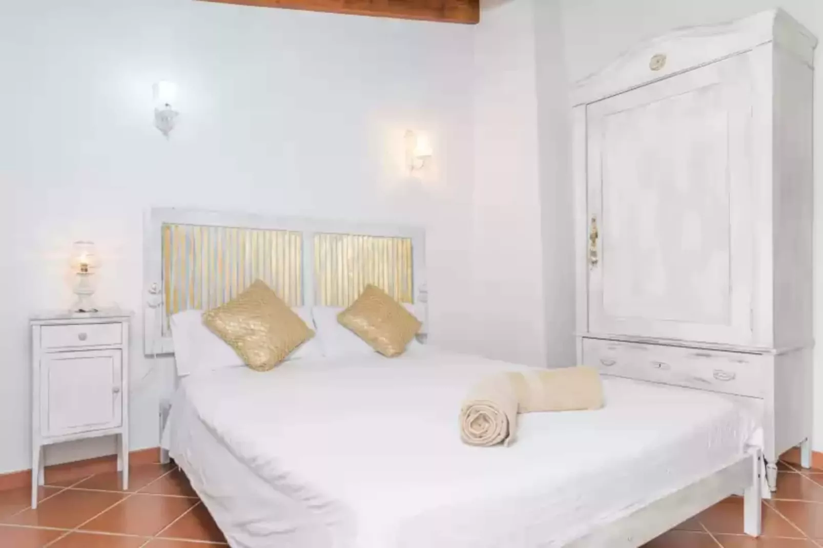 Es Raco-Bedroom