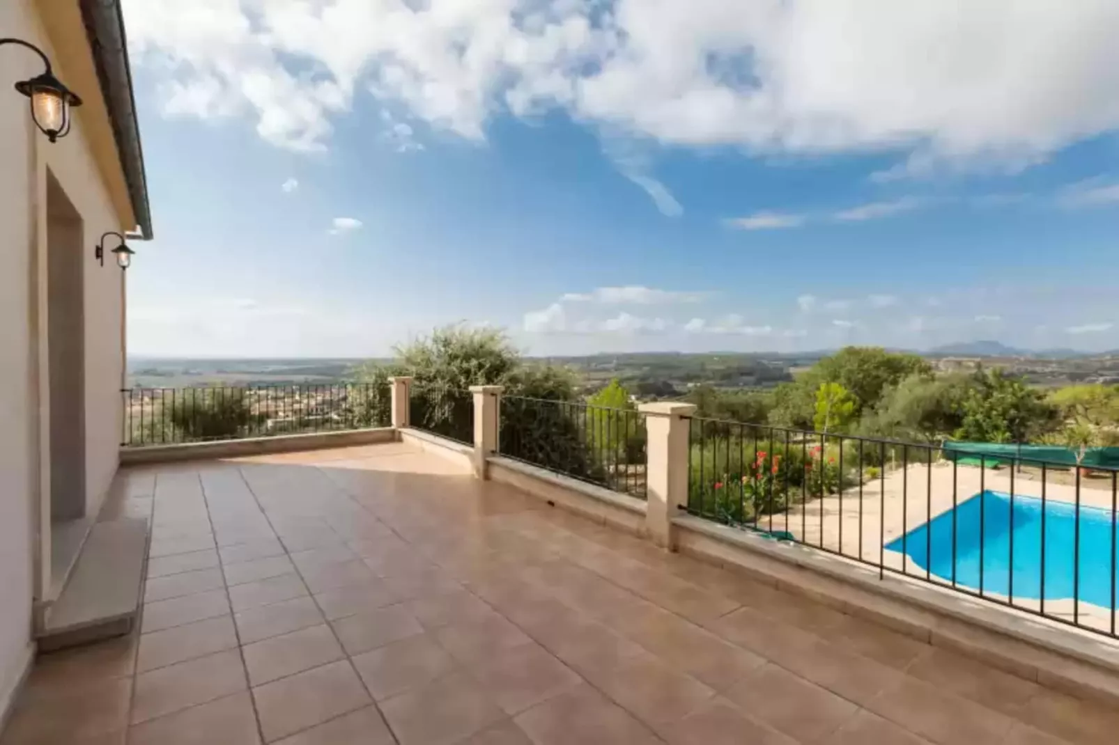 Son Morey-Terrace balcony