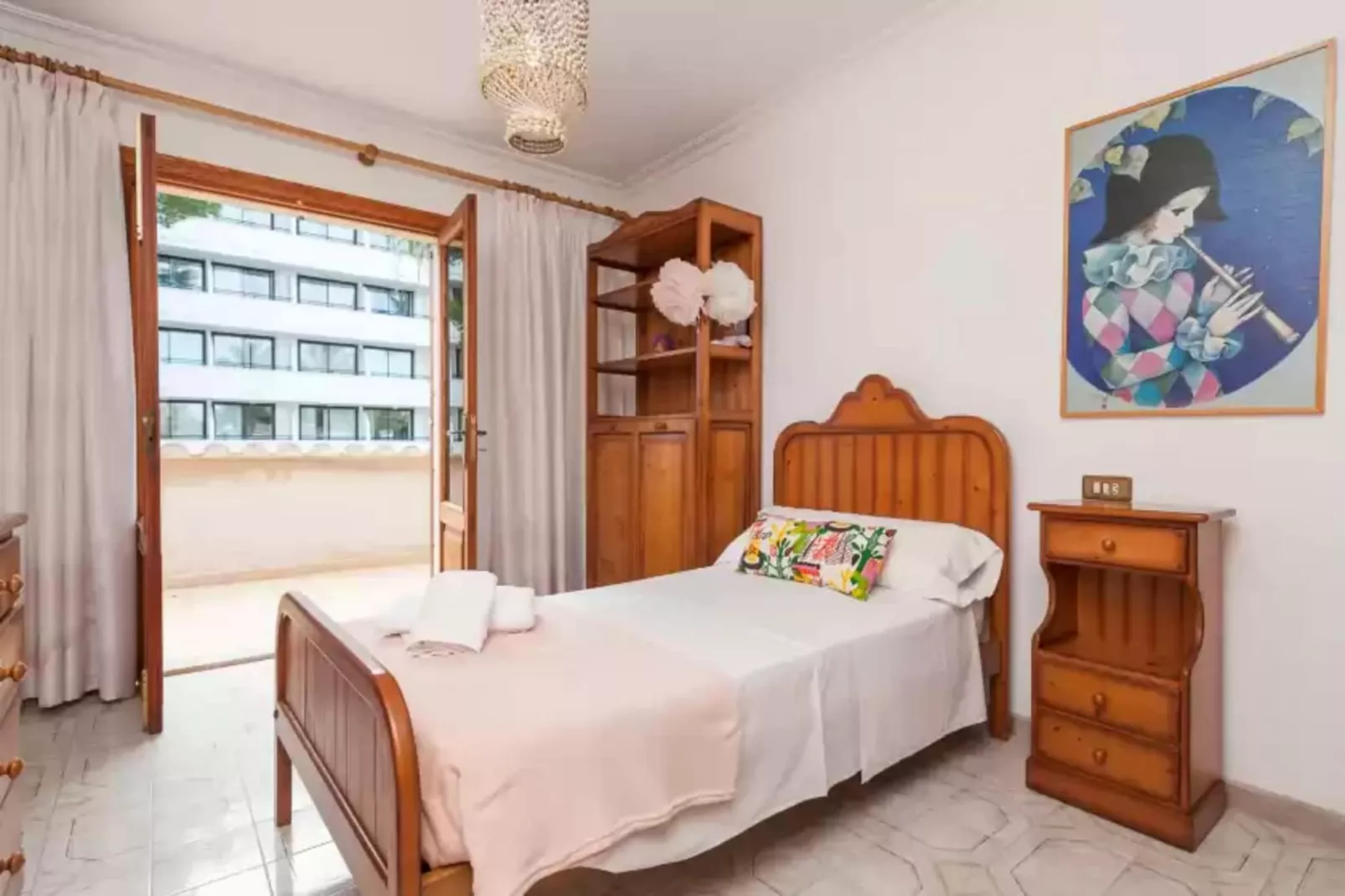 Villa Vallespir-Schlafzimmer
