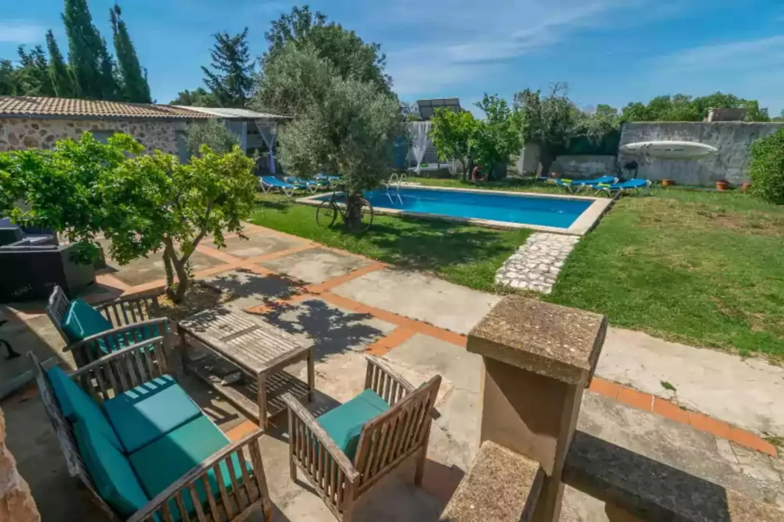 Son Blau-Exterior summer