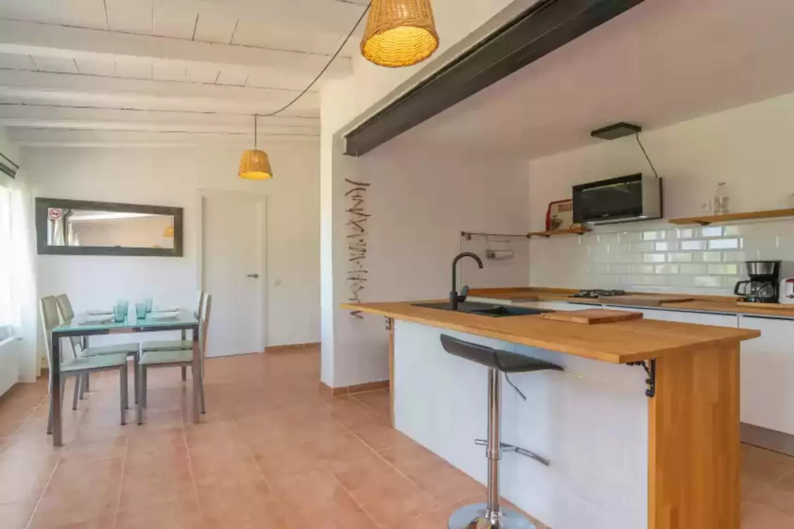 Son Blau-Kitchen