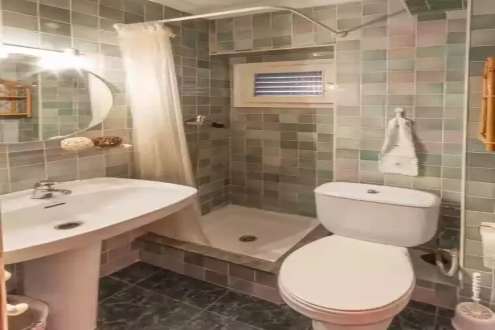 Sirena-Bathroom