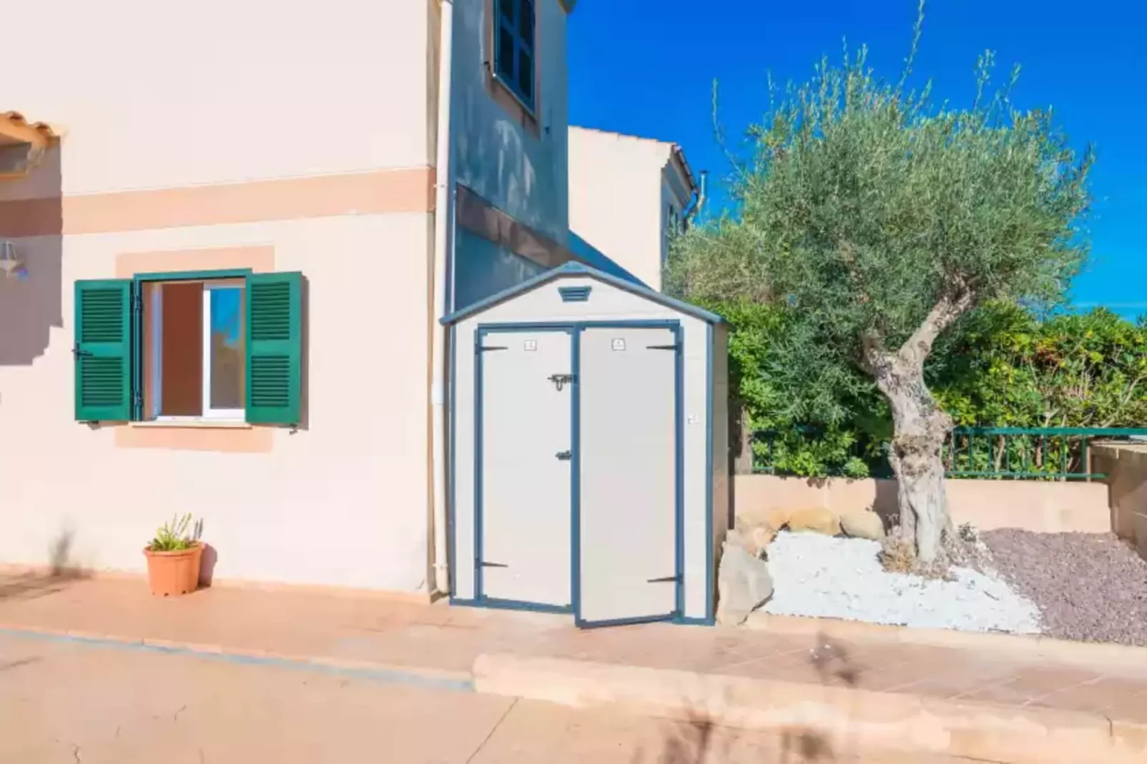 Casa Marcos-Exterior summer