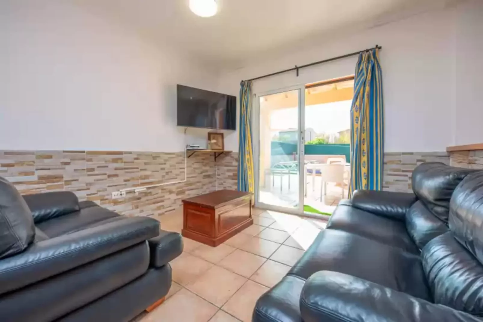 Casa Marcos-Living room