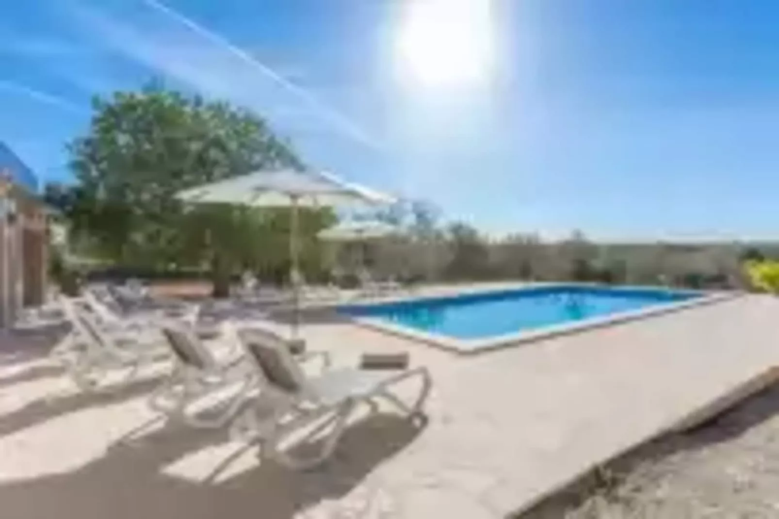 RomanÍ Des Figueral-Schwimmbad