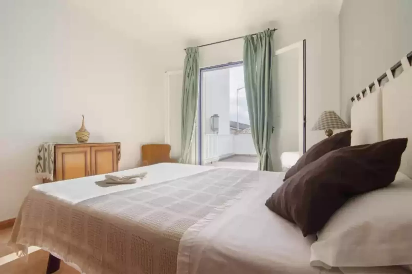 Na Llebrona-Bedroom