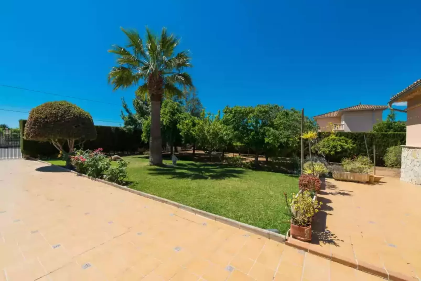 Can MarÇal-Gardens summer
