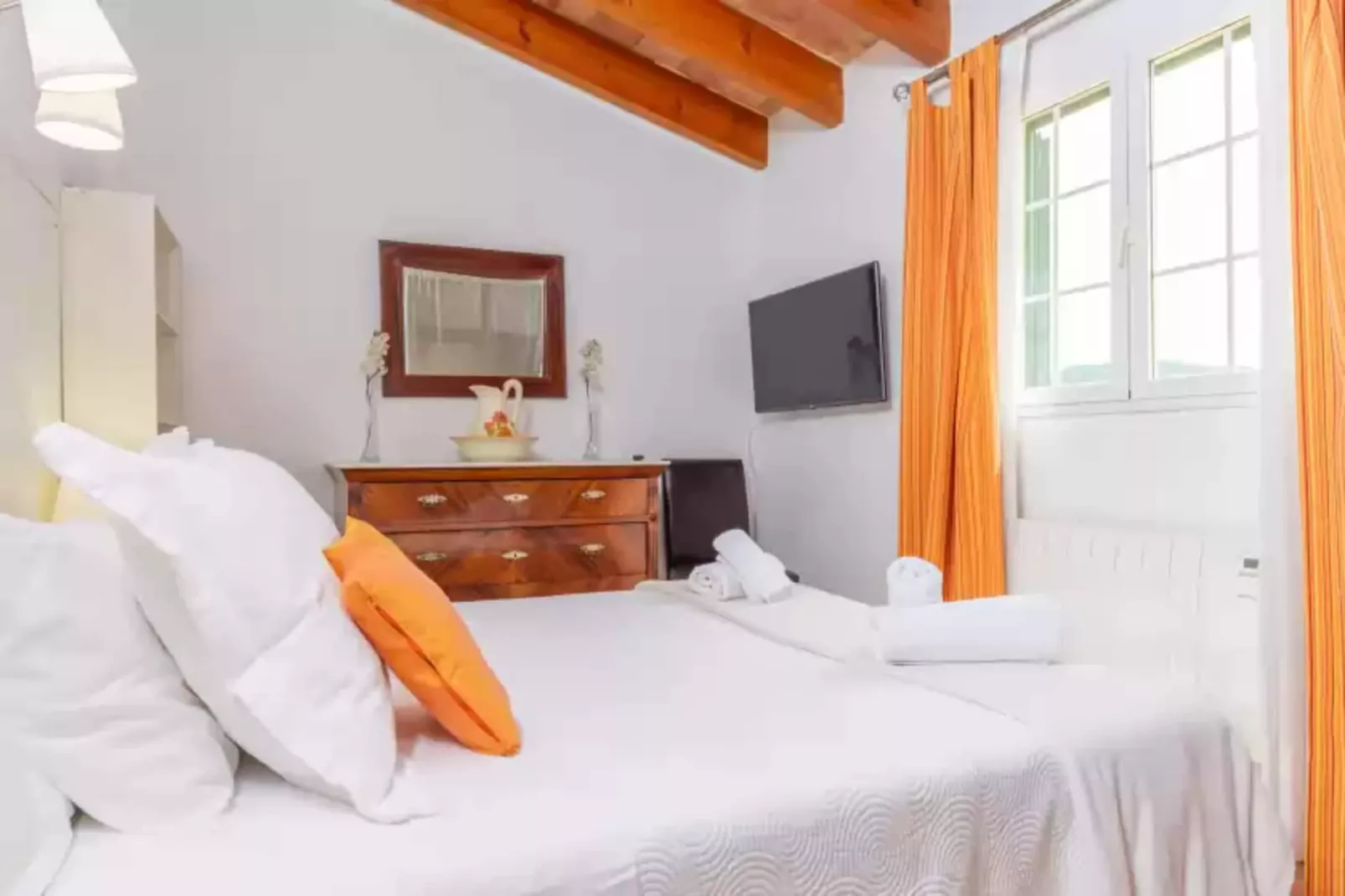 Son Orlandis-Bedroom