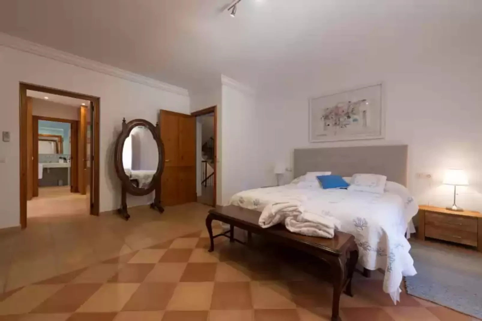 Circe-Bedroom