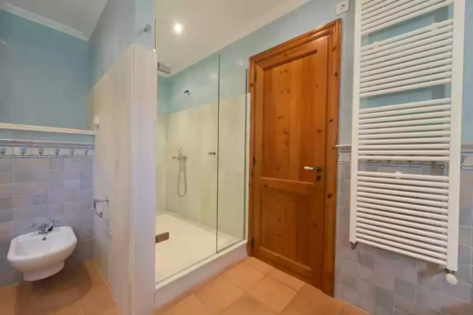 Circe-Bathroom