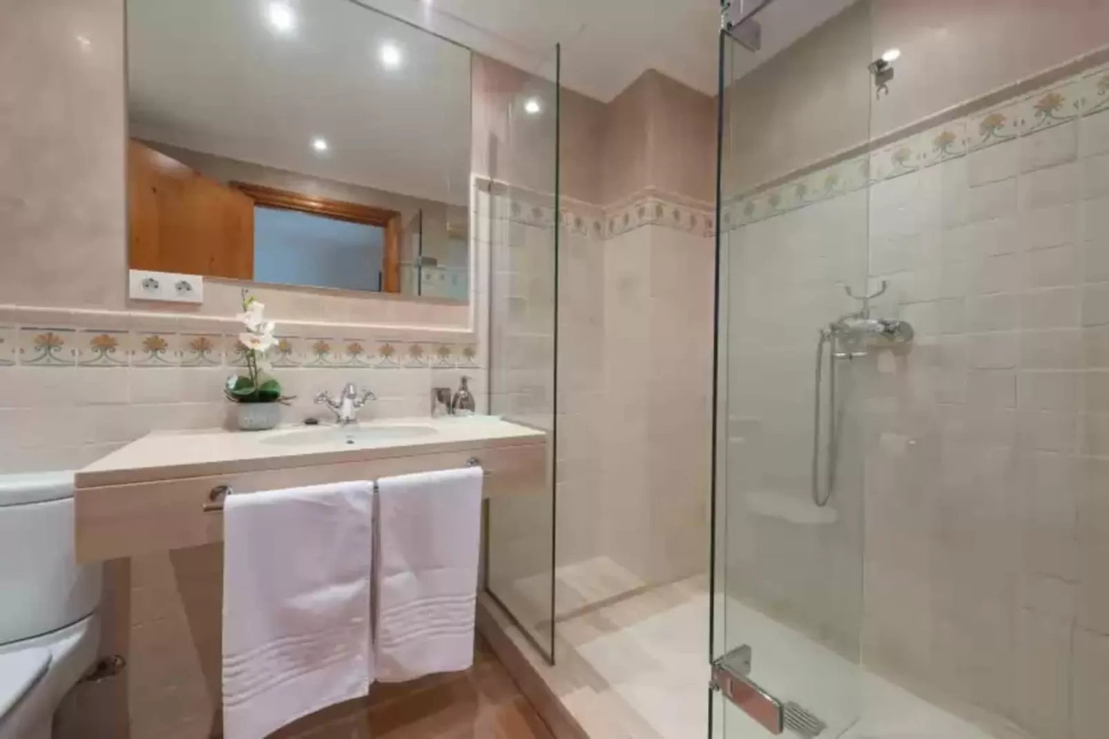 Circe-Bathroom